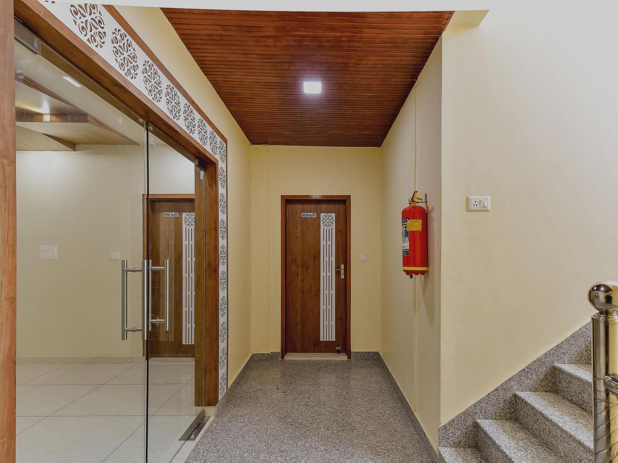 OYO 69067 Jagmohan Hotel Jodhpur  Buitenkant foto